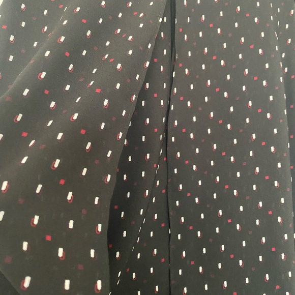 Ann Taylor double layered shell - Picture 3 of 5